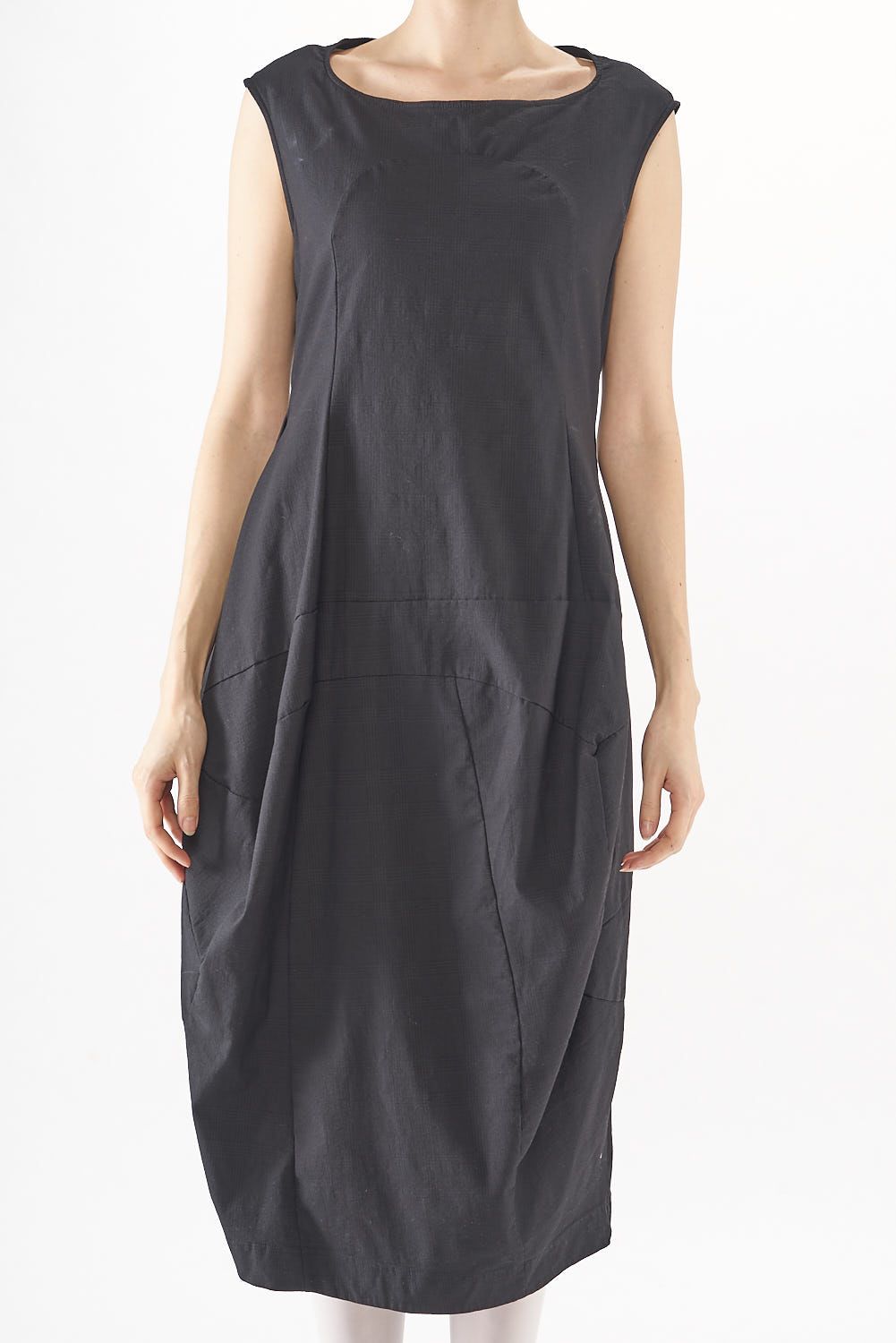 handbemaltes und ärmelloses woll-stretch-kleid mit ballonform