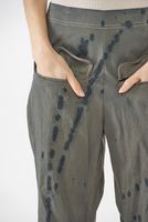 handbemalte und knöchellange woll-stretch-hose mit geradliniger form