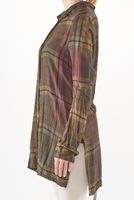 hüftlange und schmale viskose karo-bluse mit hemdblusenkragen