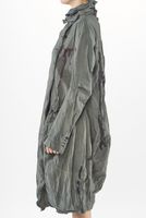 handbemalter woll-stretch-mantel mit asymmetrischer form